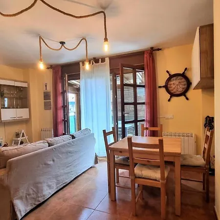 Casa Las Xanas De Nyaraló