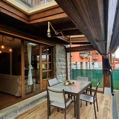 Casa Las Xanas De Nyaraló *